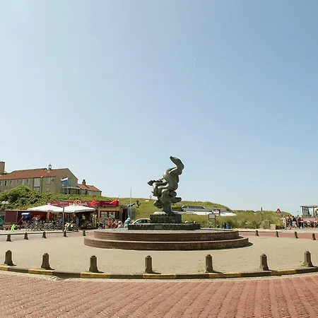 Holiday Zonnewijzer B * Bergen aan Zee